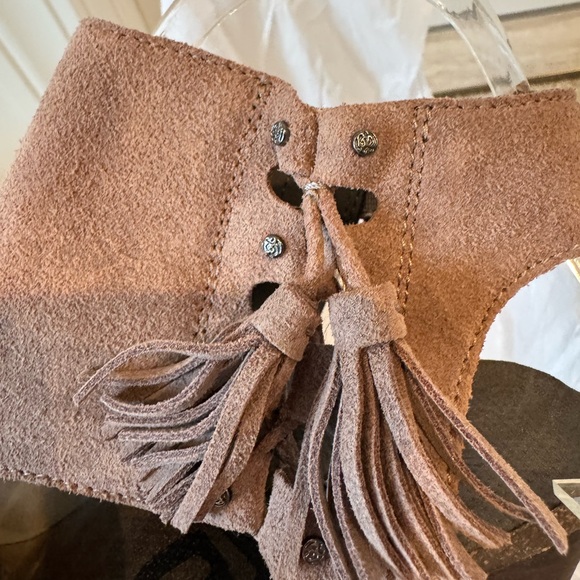 OTBT Women's Brown Suede Open-Toe Booties - Picture 10 of 11